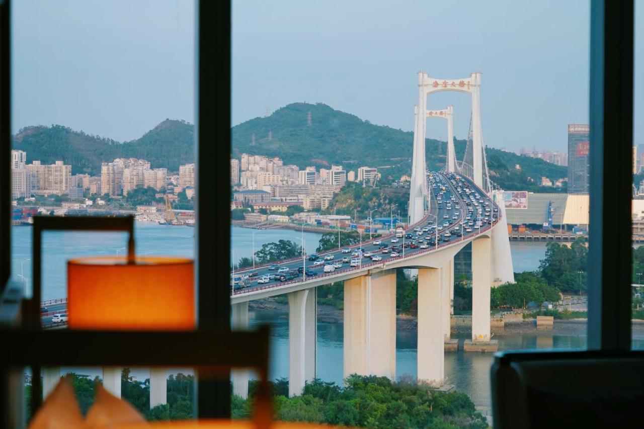 Hualuxe Xiamen Haicang Habour View エクステリア 写真