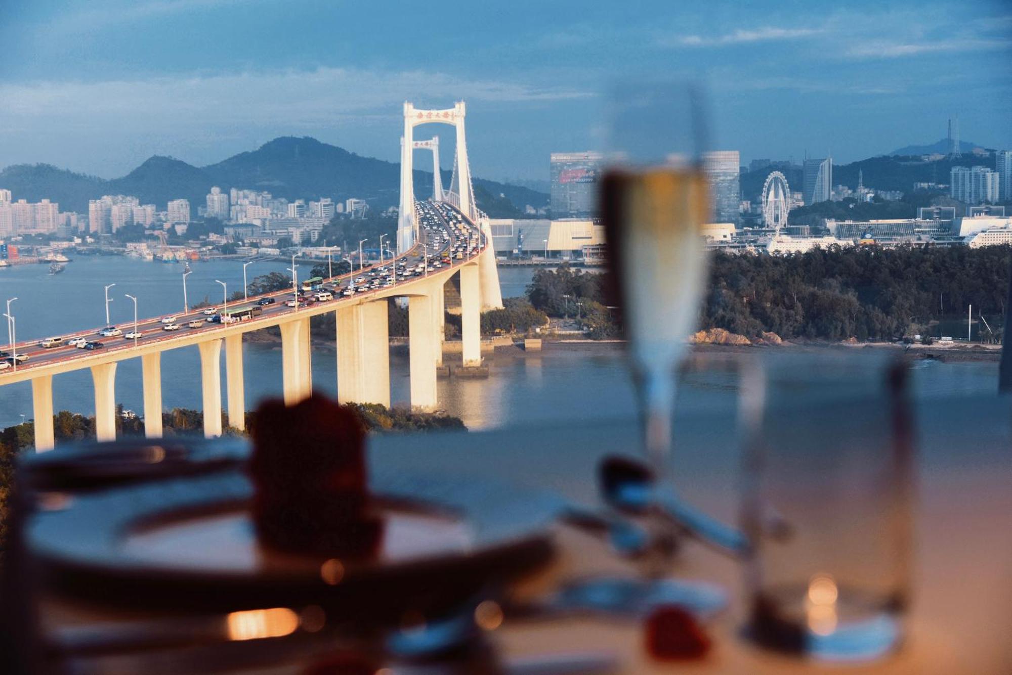 Hualuxe Xiamen Haicang Habour View エクステリア 写真